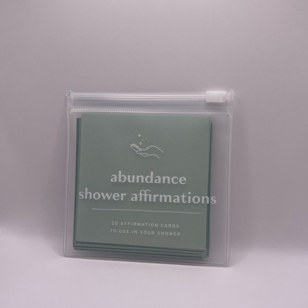 Want to start & end your day with a positive mind? Get these affirmation cards!